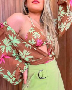 Cropped estampado